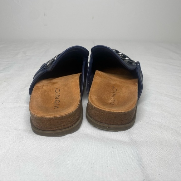 Vionic Georgie Comfort Slip-On Orthotic Chain Detail Leather Mule Navy Blue 8 - Picture 5 of 9
